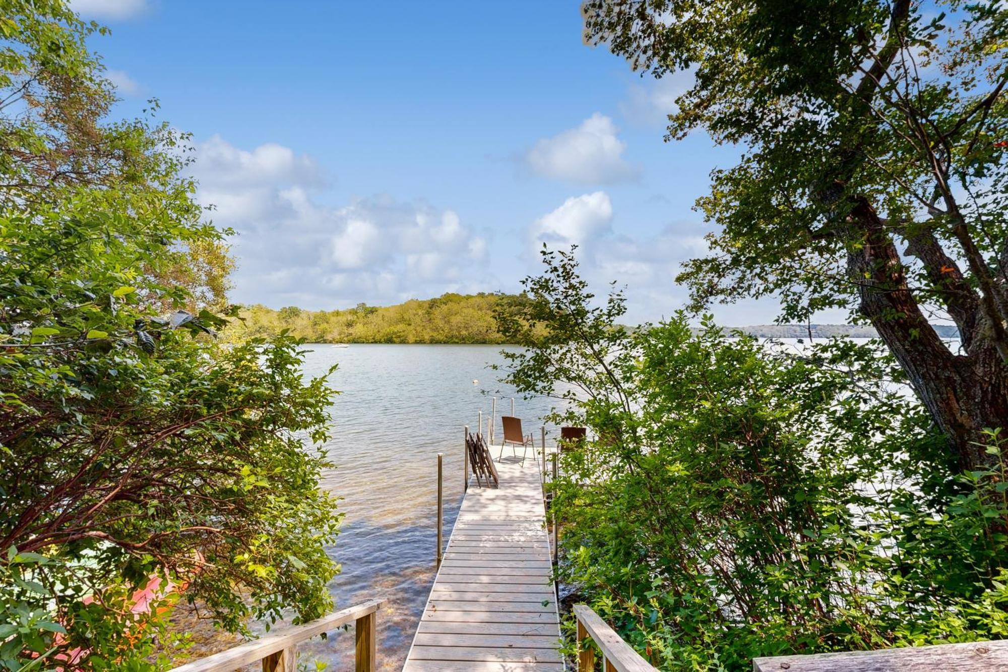 Pickerel Cove Cottage Мешпі Екстер'єр фото