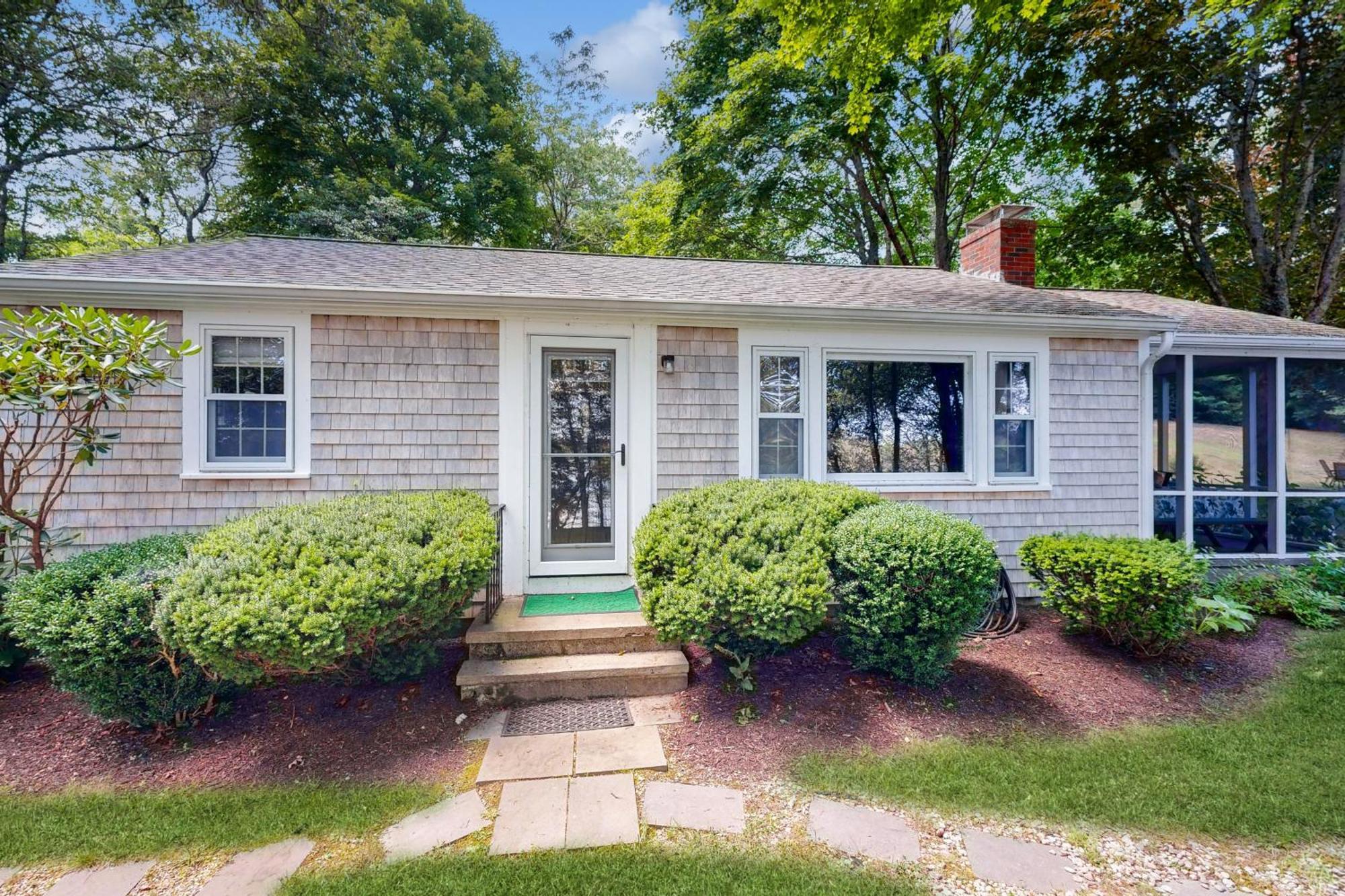 Pickerel Cove Cottage Мешпі Екстер'єр фото
